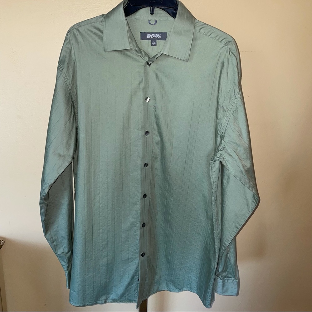 Kenneth Cole Reaction Green Button Front Shirt 34/35 Large
